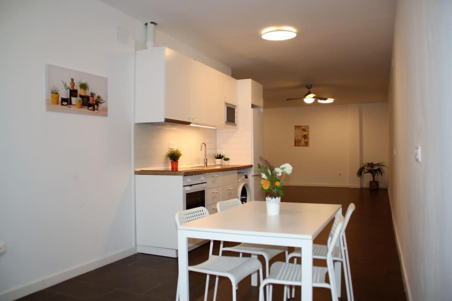 La Caramba Amplio Apartamento En La Playa มาลากา ภายนอก รูปภาพ