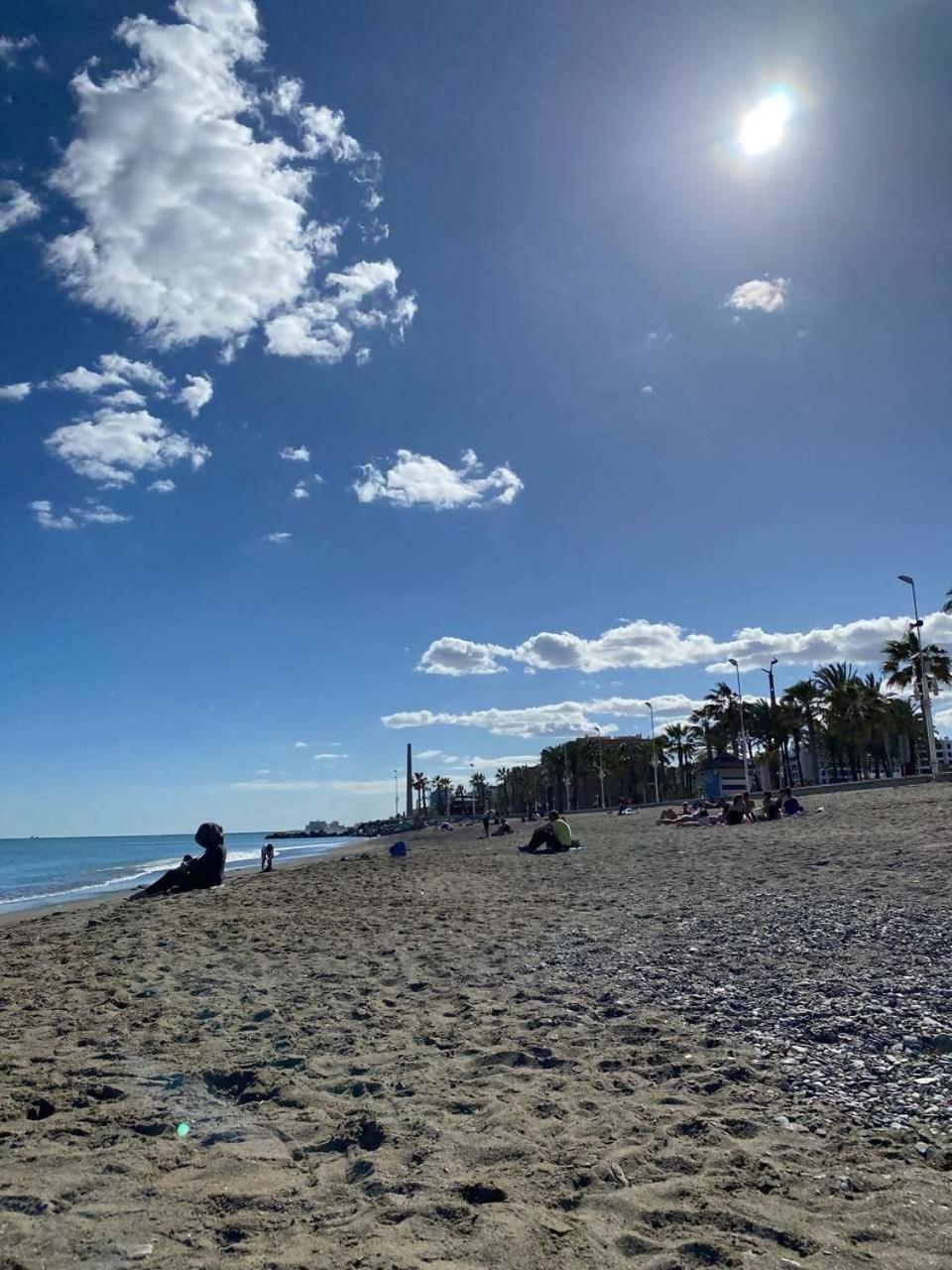 La Caramba Amplio Apartamento En La Playa มาลากา ภายนอก รูปภาพ