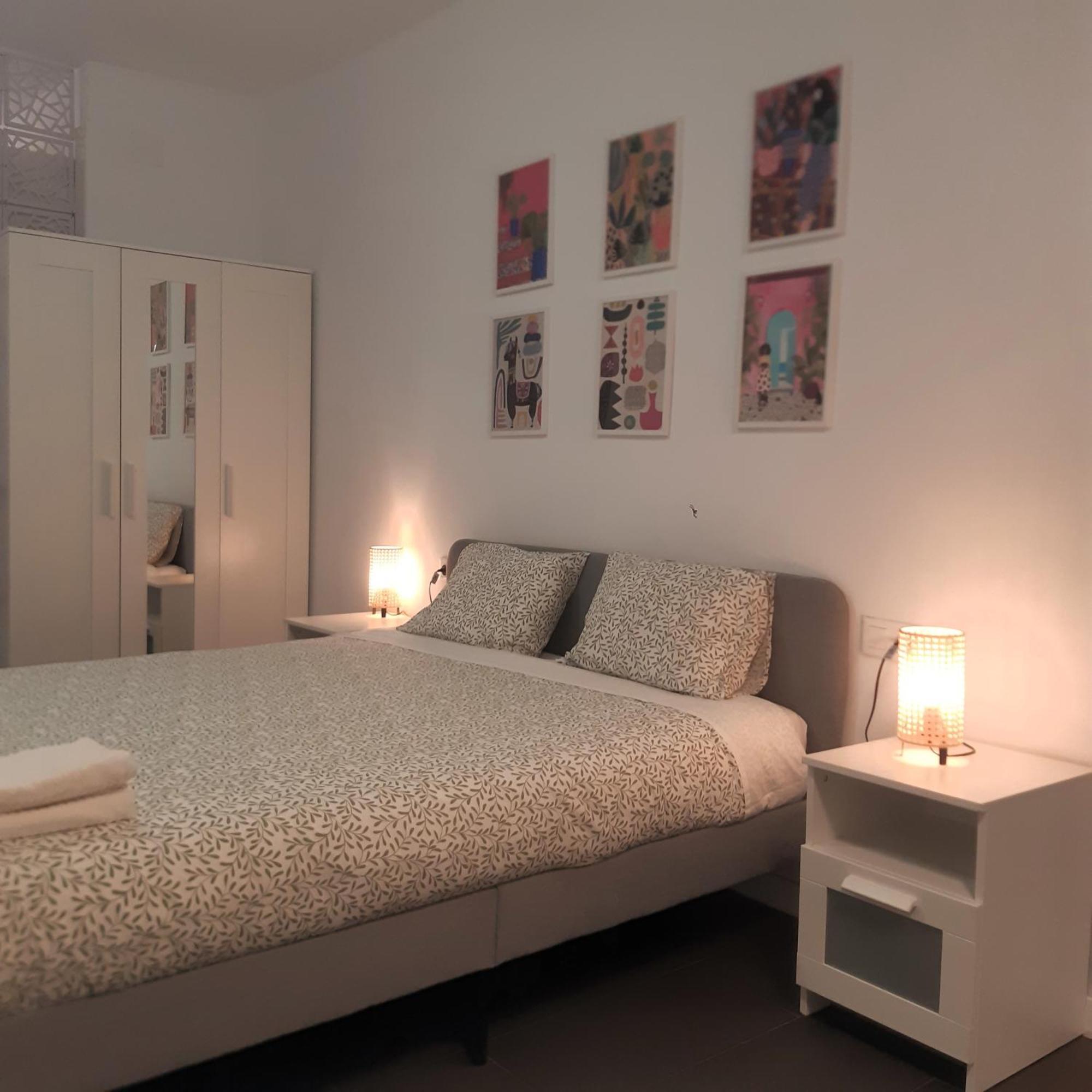 La Caramba Amplio Apartamento En La Playa มาลากา ภายนอก รูปภาพ